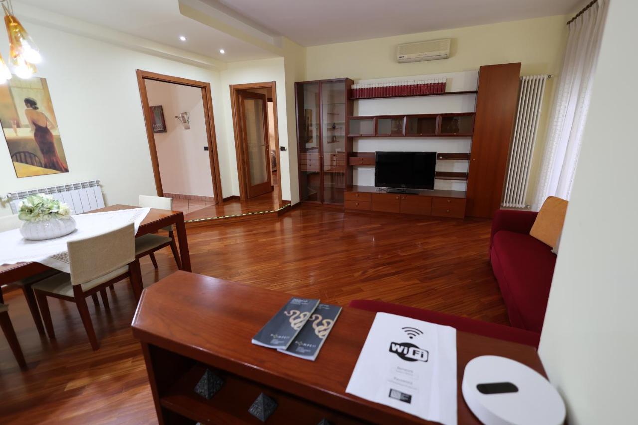 Appartement Casa Diocleziano à Naples Extérieur photo