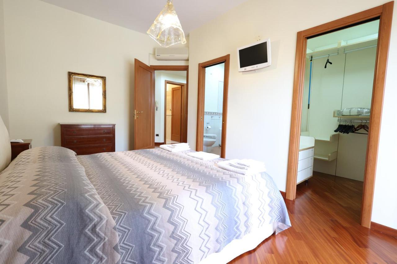 Appartement Casa Diocleziano à Naples Extérieur photo
